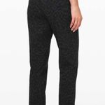 Lululemon On the Fly Camo Elastic Waist Pants Flux Formation Women's Gray Size 2 Photo 1