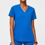 FIGS  Casma Three Pocket Scrub Top Photo 0