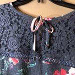 Torrid Textured Floral Crew Neck Lace Pieced Tie Back Top Grey Pink 1X Photo 3