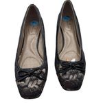 Bandolino  Size 7.5 Business Style Floral Square Toe Slip On Black Gold Heels Photo 4