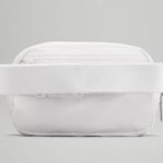 Lululemon Everywhere Belt Bag NWT Photo 1