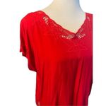 Reds Threads Red B Photo 2