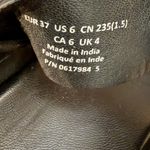 & Other Stories & Other Stories Black Flat Strappy Sandals US Size 6 Photo 2