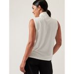Athleta New XXS Outbound Tank Small Magnolia White Photo 1