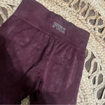 PINK - Victoria's Secret VICTORIA'S SECRET PINK Burgundy Maroon Tie-Dye SEAMLESS High Rise Leggings Sz Sm Photo 1