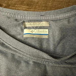 Columbia  Women Large Gray Striped Shirt Outdoor Long Sleeve Round Neck Photo 3