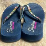 Skechers Sketchers Yoga Foam Floral Flip Flops Size 8 Photo 6