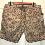 ✨LRL Lauren Jeans Co. olive floral shorts Size 8 Photo 0