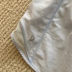 Lululemon  Hotty Hot Shorts Daydream Blue Low Rise LR 4” Running Size 4 EUC Photo 11