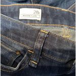 Gap  Modern Flare Dark Wash Jeans. Size 28 R. Photo 3