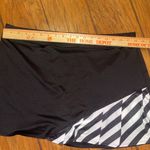 Slazenger  Black Skirt with White Stripes golf skirt skirt size XL Photo 2