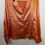 Le lis  Women's 100% Button down Blouse Size Large Colorful Silk Like Lightweight Photo 3