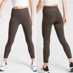 Athleta  Persistence Laser Cut 7/8 Tights Leggings Sz Small Petite Arbor Olive Photo 1