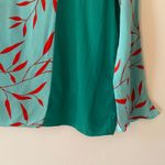 Diane Von Furstenberg  Blue Green Floral Blouse 100% Silk Flowy Women's size 8 Photo 3
