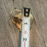 American Vintage Set of Vintage Scarf Clips, Gold Tone Heart and Circle Design Photo 3