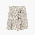 Madewell  Tie Waist Tiered Mini Skirt in Fieldwalk Floral  Photo 4