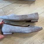 H by Halston NEW IN BOX Halston Linda Taupe Suede Tan Ballet Flat Size 8.5 Photo 3