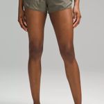 Lululemon army green low rise 2.5 hotty hot Photo 0
