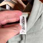 Independent Trading Co Lennon Cropped Peace Love Happiness Hoodie Sage Sz Medium Green Photo 1