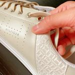 Tommy Hilfiger beige leather causal sneaker shoes Photo 7