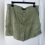 Sanctuary Social Standard by  Olive Green Zipper Pocket Lightweight Shorts Sz XXL Photo 4