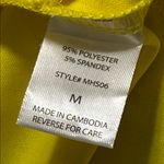 Andree by Unit  women’s size medium yellow lightweight blazer roll up sleeves nwt Photo 5