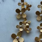 Oscar de la Renta NWOT  Gold Floral Drop Earrings Photo 5