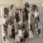 One Clothing  Los Angeles flowered blouse size L Photo 0
