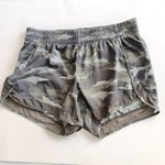 Athleta Mesh Racer Run Short 4" Black Camo Lux Womens Size M Athletic Yoga Run Photo 2
