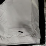 PinFin Womens Hooded Windbreaker Jacket Sz Medium White Outdoor Hiking Rain Coat Photo 11