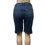 Liz Claiborne  Bermuda Classic 2 Pocket Mid Rise Denim Blue Jean Shorts Womens 8 Photo 2