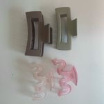 Urban Outfitters Set of 4 Claw Hair Clips Photo 1