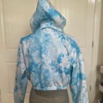 Boohoo Crop Marble Sweatshirt Photo 1