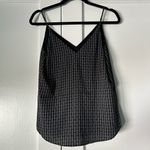 EXPRESS Printed V-Neck Downtown Cami - Black and White Patterned Blouse Top Tank Photo 4