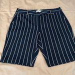 Reitmans sz9 juniors navy white strip stretchy zip front belt loops shorts EUC Blue Size undefined Photo 0