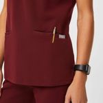 FIGS Casma Three Pocket Scrub Top Size XL Burgundy Nurse Medical Doctor Photo 3
