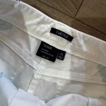 Carlisle Floral Embroidered Women's Jeans Photo 3