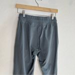 NVGTN  Jogger in Cloud Grey Photo 4