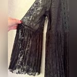 Suzanne Betro Babydoll Blouse Tunic Black Plus Size 1X Crochet & Lace Floral Photo 2