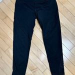 Victoria's Secret VICTORIA SPORT /  Mesh Detail Crop Leggings Yoga Pants- size XS Photo 1