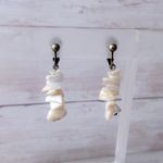 Vintage Clip On Earrings Shell Dangle Beach Seaside Theme Photo 0