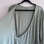 Caden Lane Women’s Bamboo Green Solid Wrap Crossover Maternity Robe One Size Size undefined Photo 9