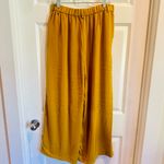 Elegant Wide Photo 6