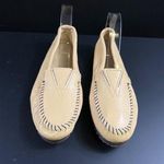 Minnetonka  SKU 7673 Womens Deer Skin Moccasin Loafers Size 8 Photo 0