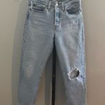 Levi's  Wedgie Straight Jeans Light Wash Button Fly Size 27 Photo 0