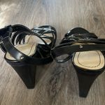 Nine & Co. Strappy Caged Heeled Sandals Size 7/8 Photo 10