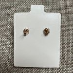 Garnet Studs Gold Photo 1