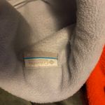 Columbia Sweatshirt Photo 1