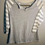 Faded Glory  Gray and White Long Sleeve Tee 1/4 Collared V Neck Top SZ S T Shirt Photo 3