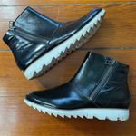 Sorel Harlow Black Leather Side Zip Ankle Boots with White Sole Size 8 π Photo 6